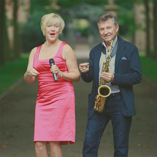 Secret Combination – Saxophon Sängerin Duo